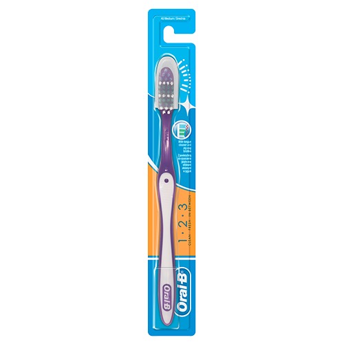 ORAL-B οδοντόβουρτσα 1.2.3 medium με καπάκι